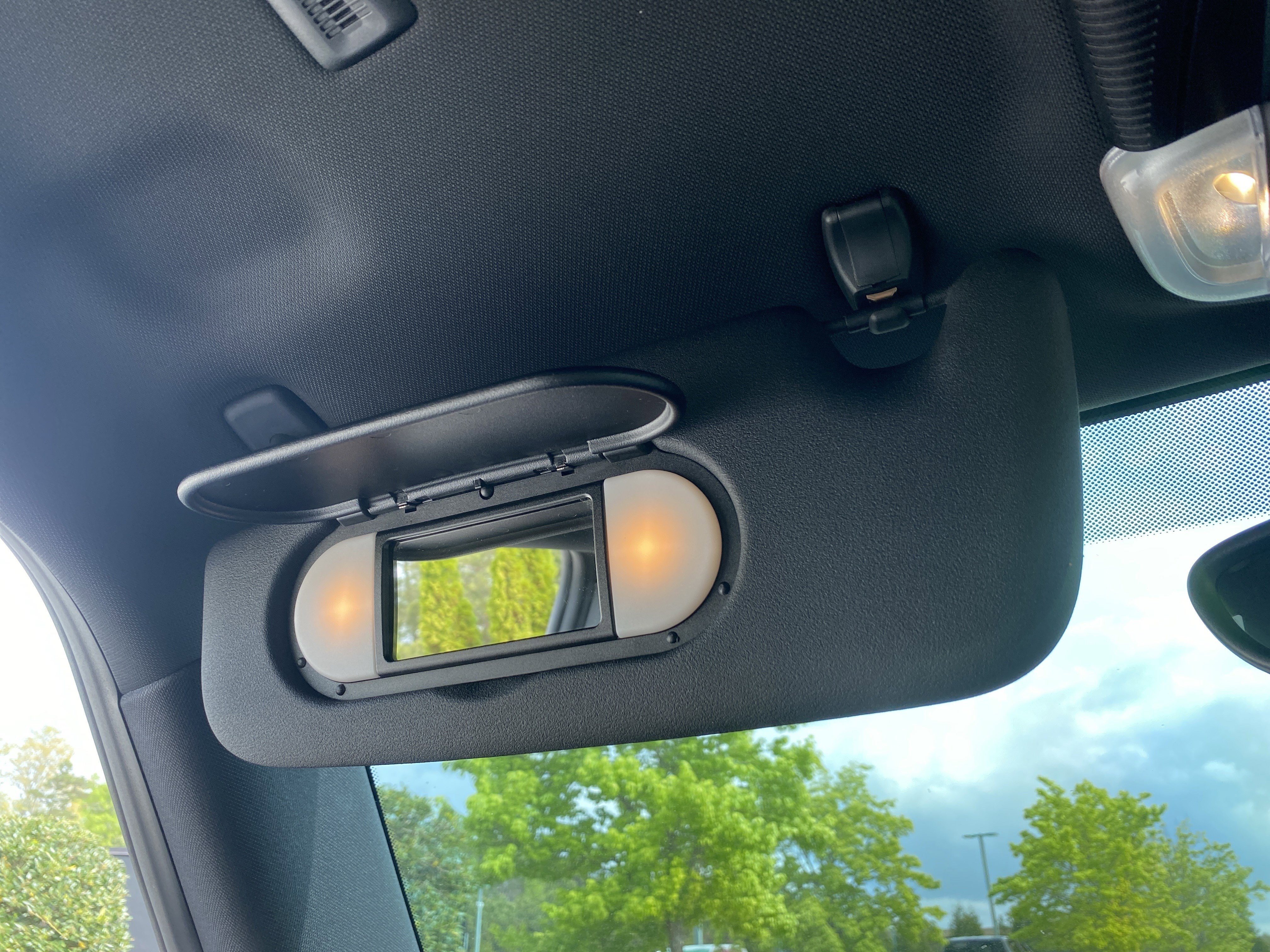 Used 2022 MINI Cooper SE image 22