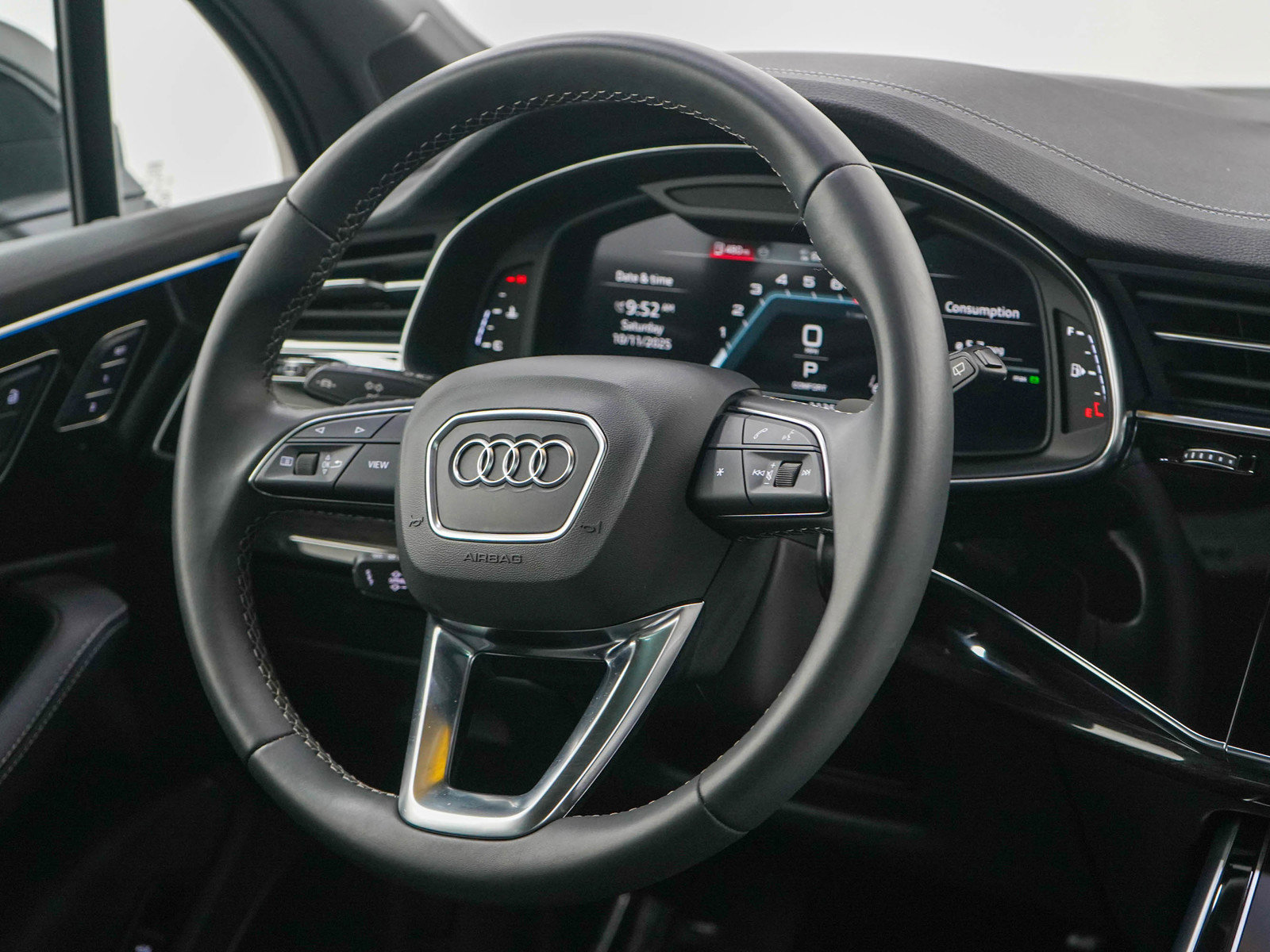 Used 2025 Audi Q7 3.0T Premium Plus image 14