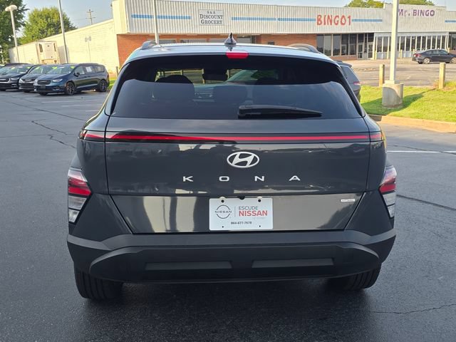 Used 2024 Hyundai Kona SEL AWD/4WD image 4