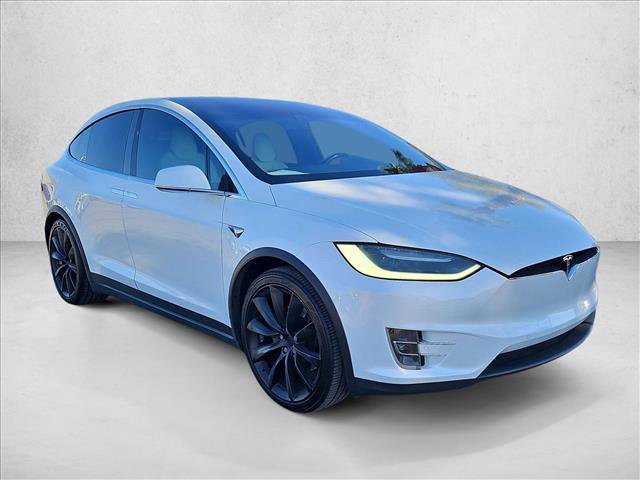 Used 2017 Tesla Model X 75D image 3