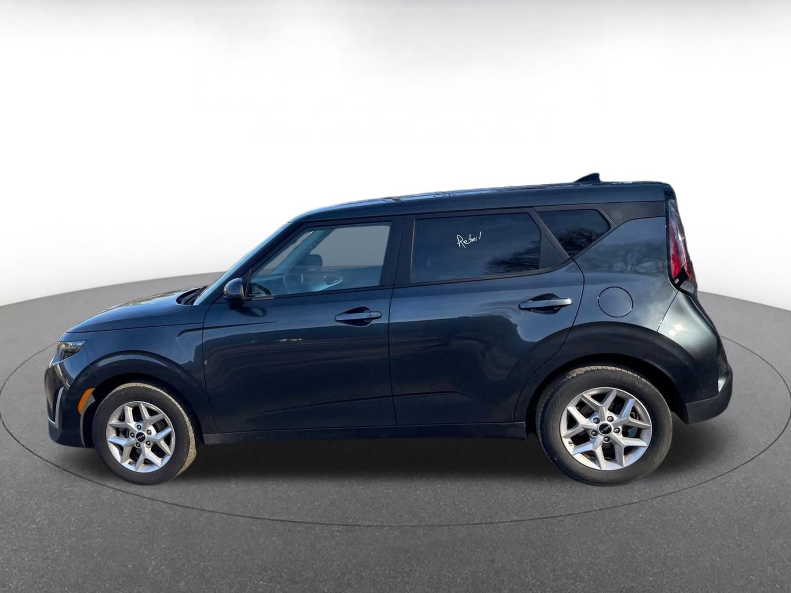 Used 2025 Kia Soul LX w/ LX Technology Package image 8