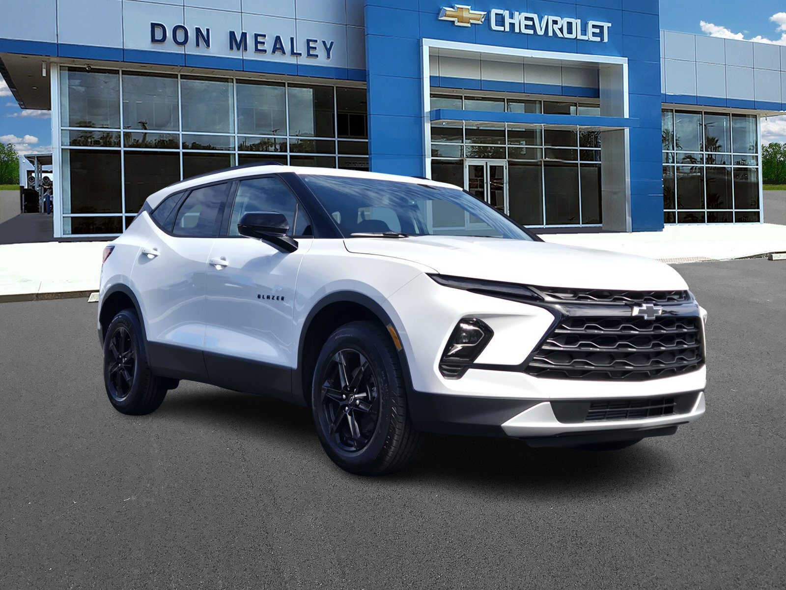 New 2026 Chevrolet Blazer LT w/ Convenience Package image 1