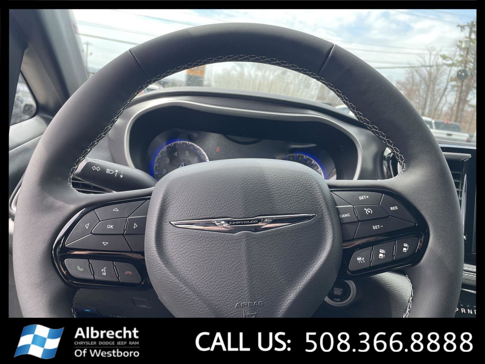 New 2026 Chrysler Pacifica Select image 22