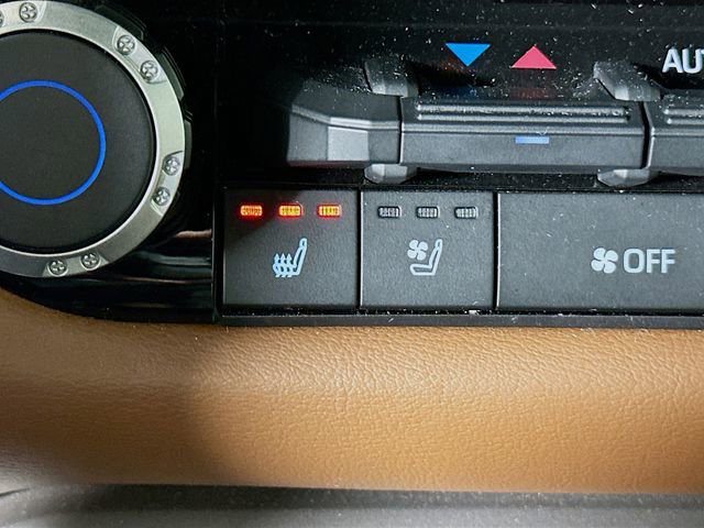 Used 2024 Toyota Tundra 1794 Edition image 22