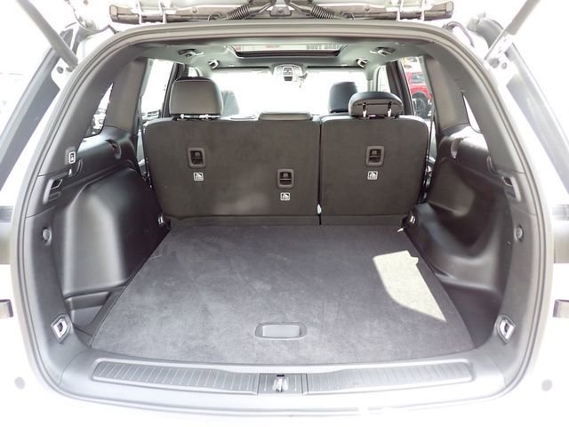 New 2025 Jeep Grand Cherokee Limited image 6