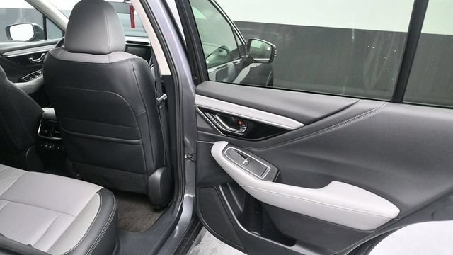 Used 2021 Subaru Outback Limited XT AWD/4WD image 12