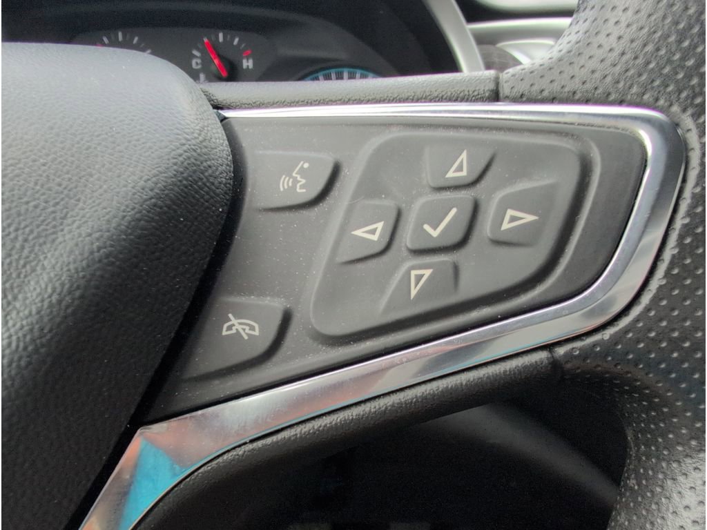 Used 2024 Chevrolet Malibu LT image 23