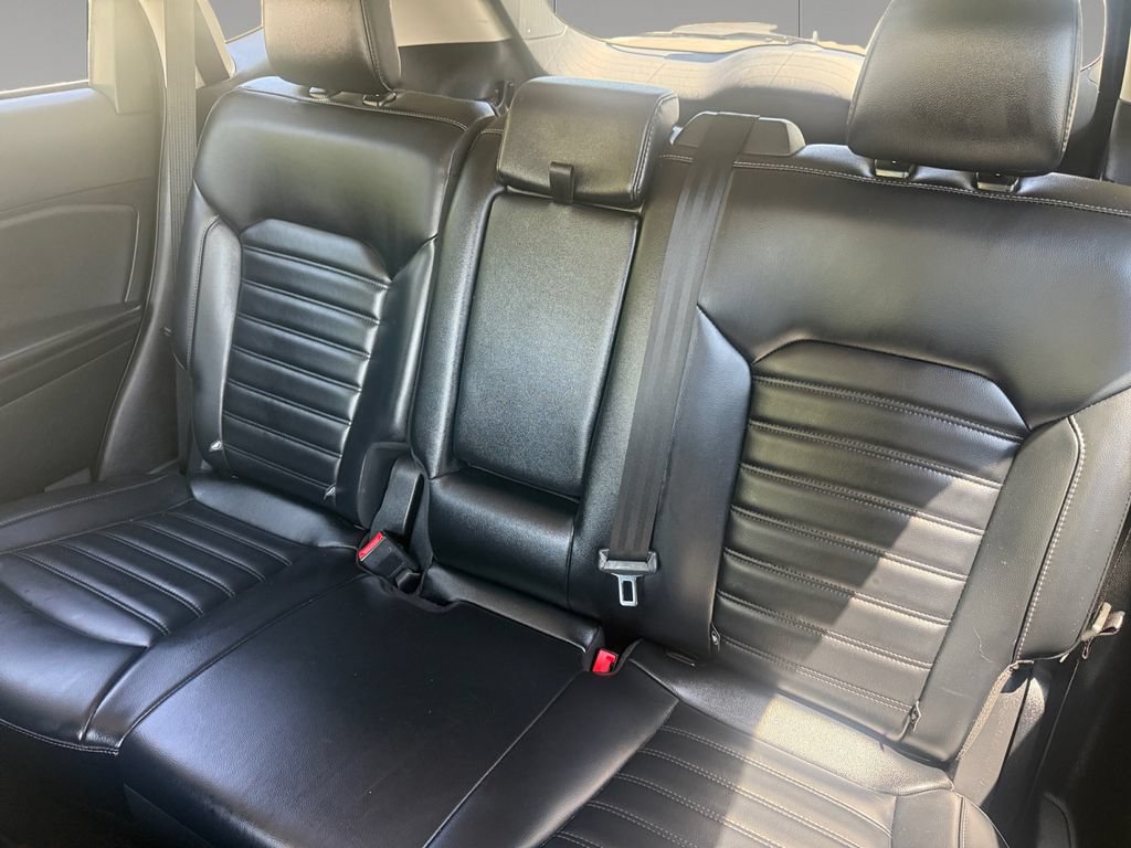 Used 2024 Ford Edge SEL AWD/4WD image 16