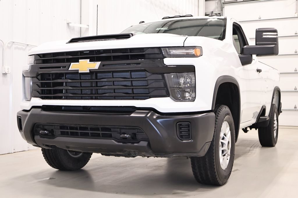 Used 2024 Chevrolet Silverado 2500 W/T w/ WT Convenience Package image 5