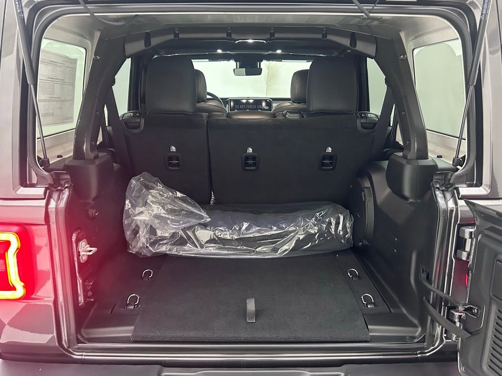 New 2025 Jeep Wrangler Sahara w/ Safety Group image 9