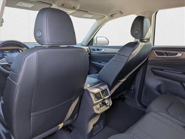 New 2026 Volkswagen Atlas SE FWD image 25