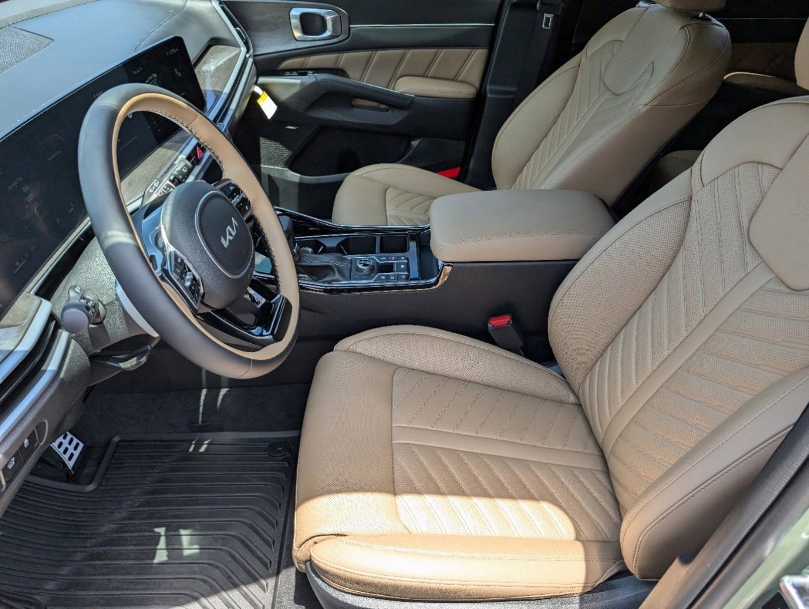 Used 2024 Kia Sorento SX Prestige w/ Olive Brown Leather Package image 19