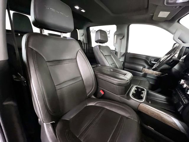 Used 2021 GMC Sierra 3500 Denali w/ Denali Ultimate Package image 17