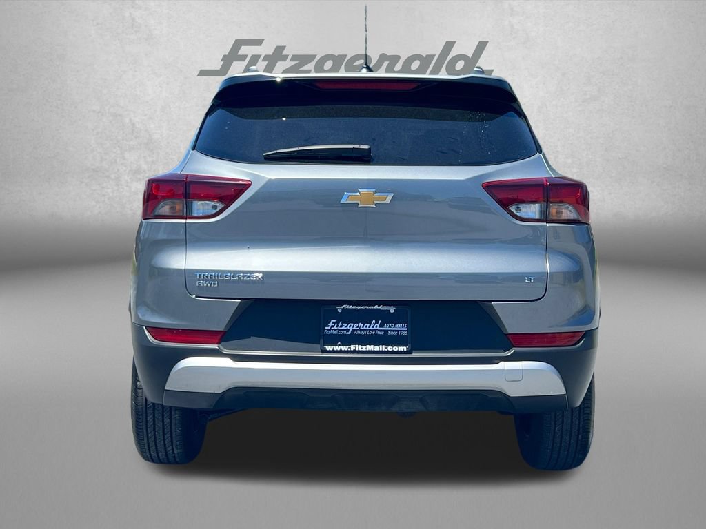 Used 2025 Chevrolet TrailBlazer LT AWD/4WD image 7