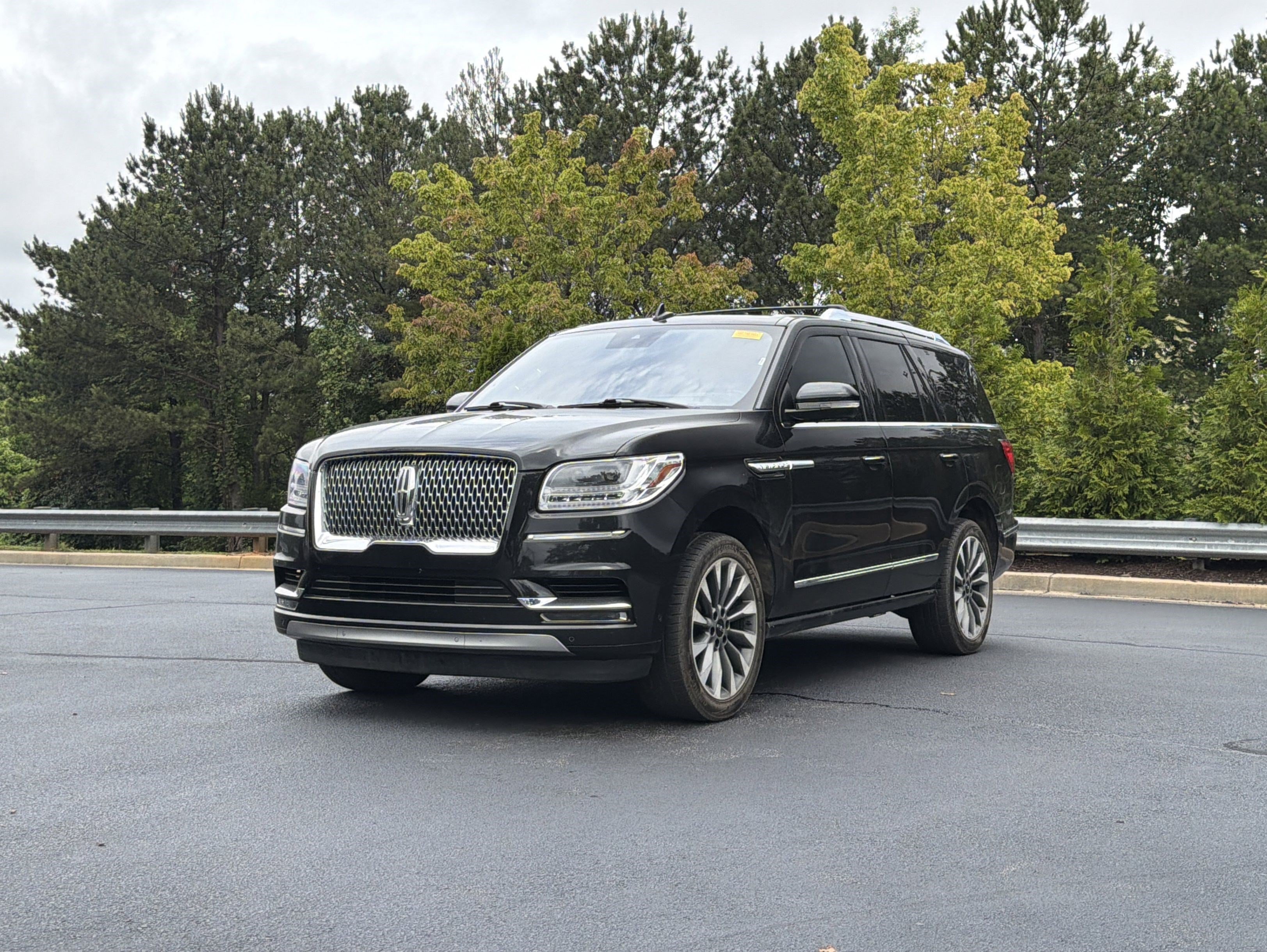 Used 2020 Lincoln Navigator Reserve w/ Luxury Package AWD/4WD image 12