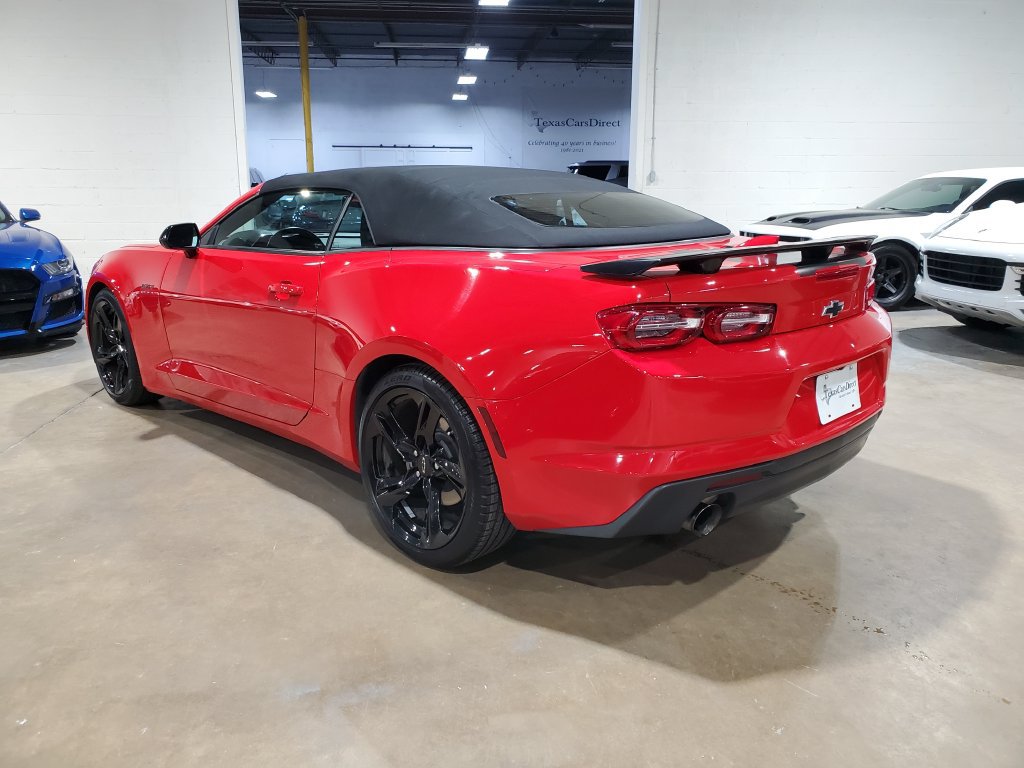Used 2020 Chevrolet Camaro LT RWD image 44