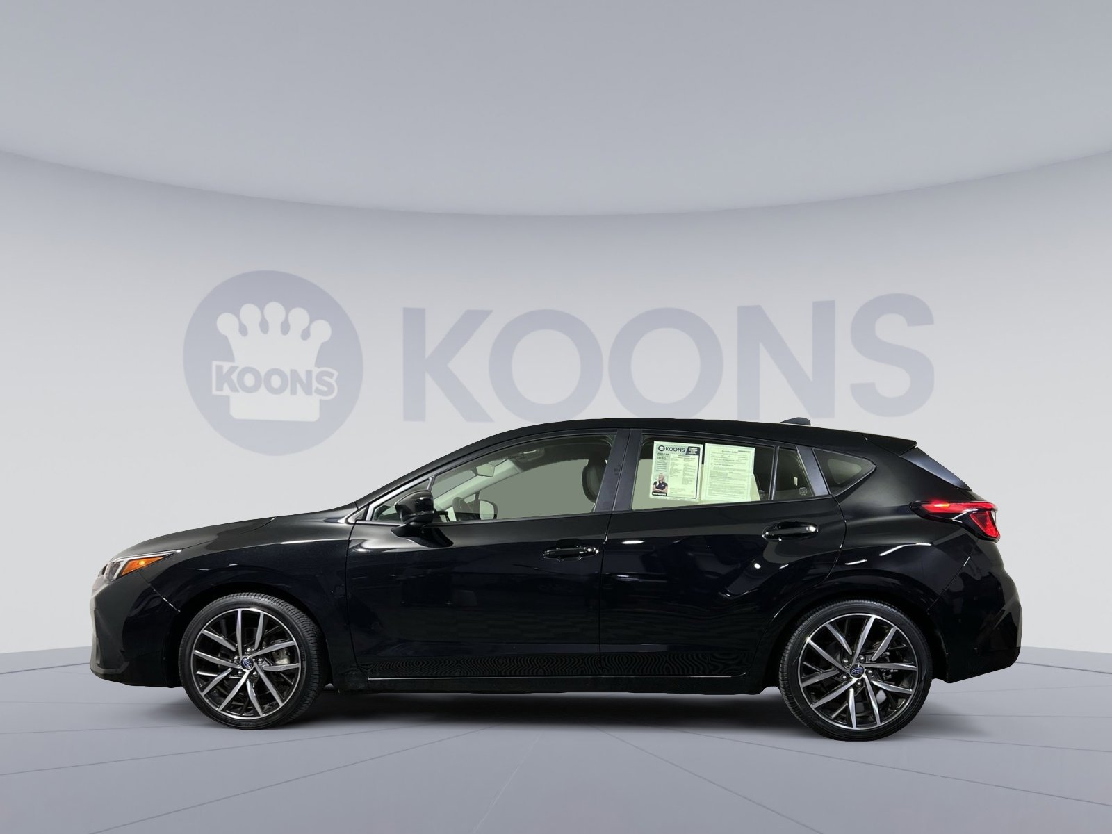 Used 2024 Subaru Impreza 2.0i Sport image 2