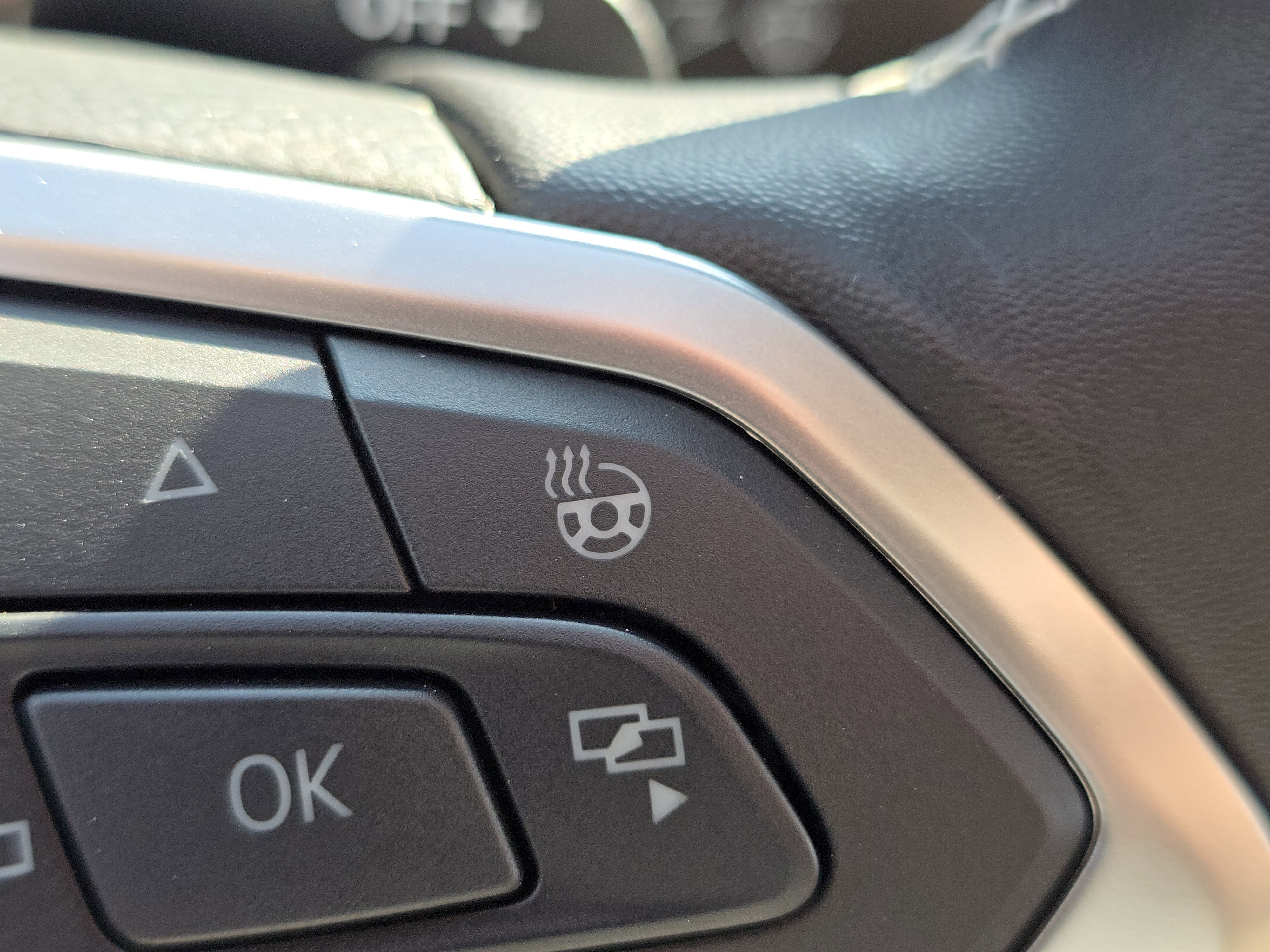 New 2026 Volkswagen Atlas SE image 25