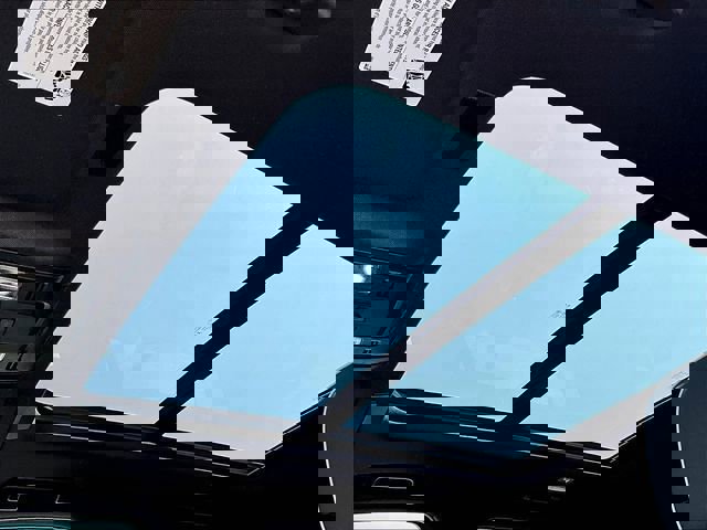 New 2025 Chevrolet Suburban Premier image 15