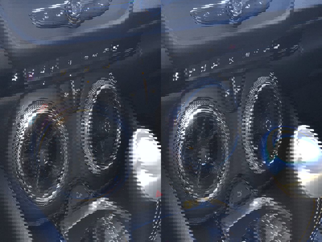 Used 2019 Chevrolet Camaro LT image 20