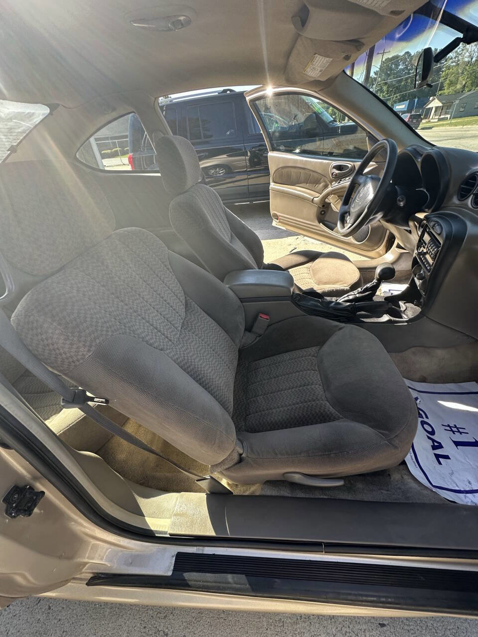 Used 2002 Pontiac Grand Am SE FWD image 7