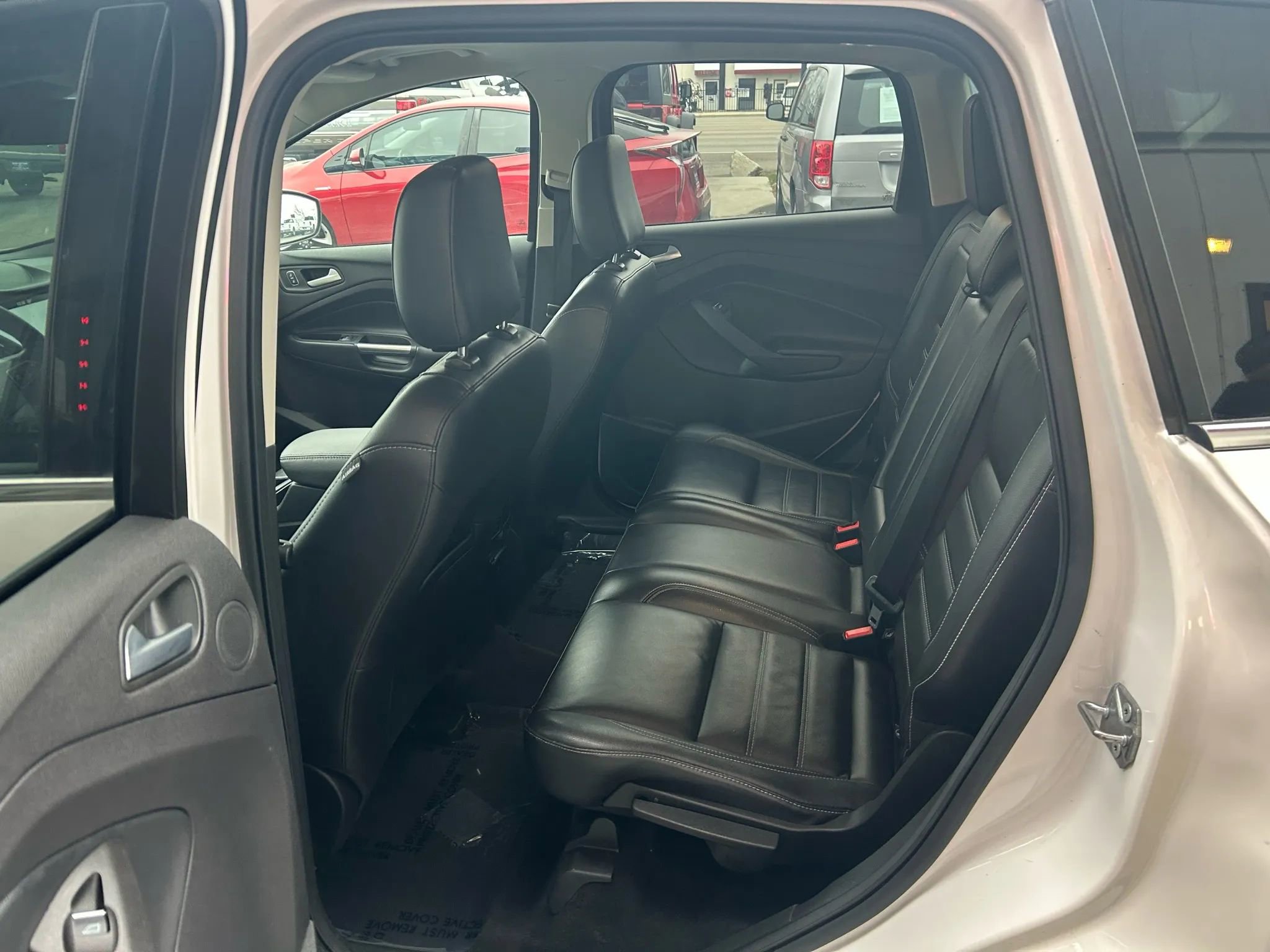 Used 2019 Ford Escape Titanium image 21