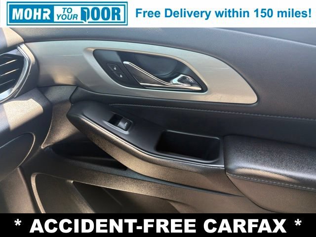 Used 2022 Chevrolet Traverse LT FWD image 32