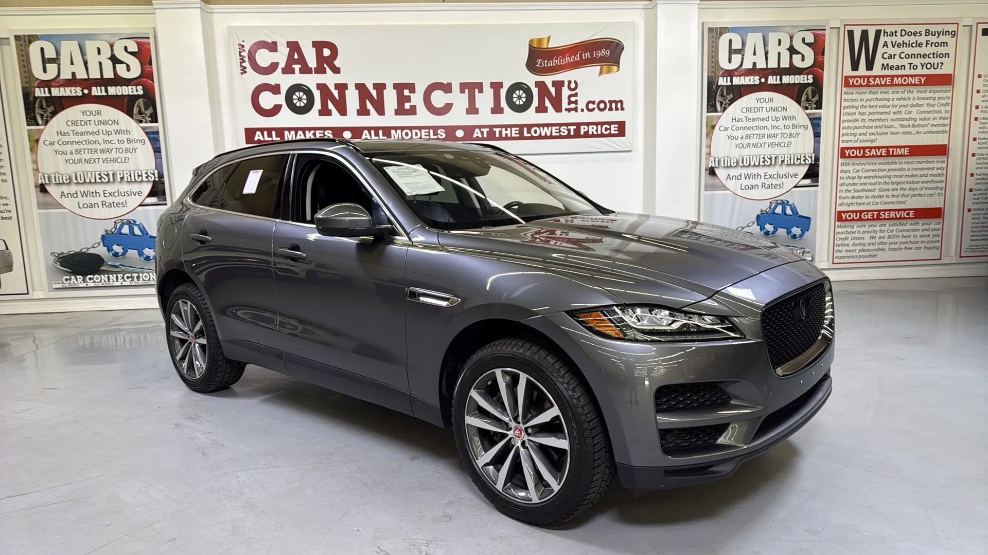 Used 2019 Jaguar F-PACE Prestige AWD/4WD image 3