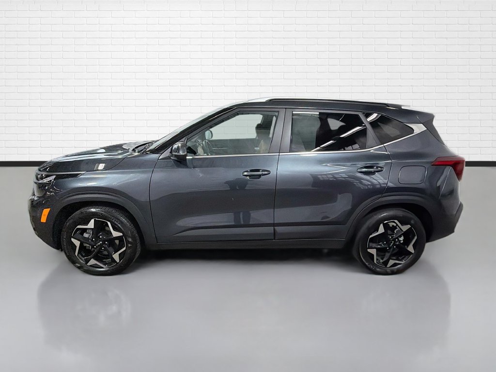 Used 2024 Kia Seltos EX FWD image 6