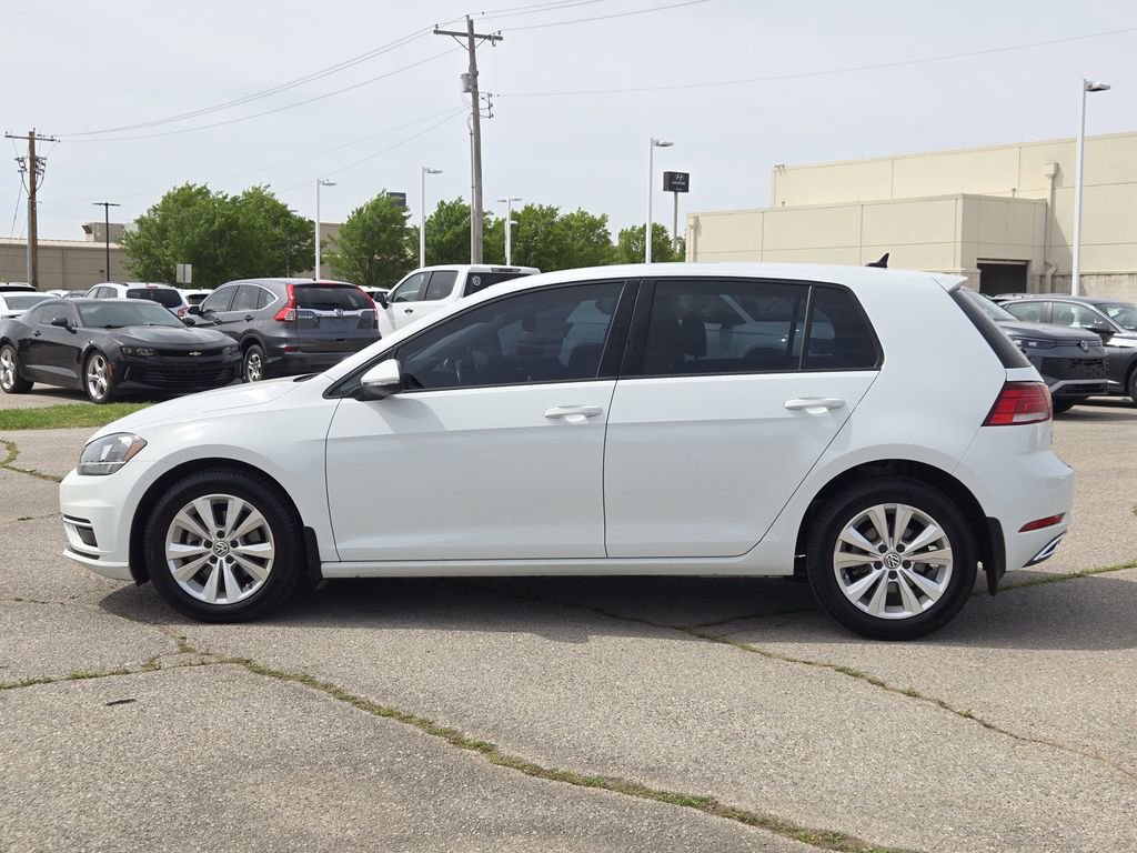Used 2019 Volkswagen Golf SE image 4