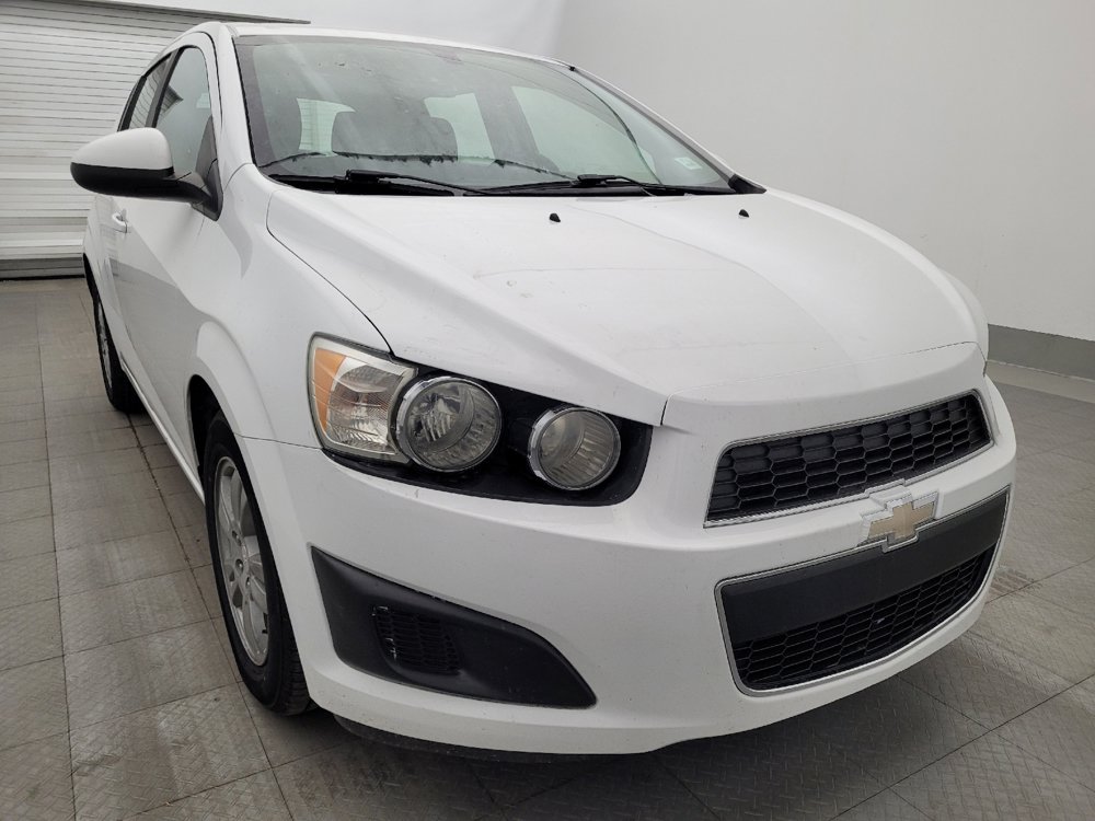 Used 2016 Chevrolet Sonic LT FWD image 13