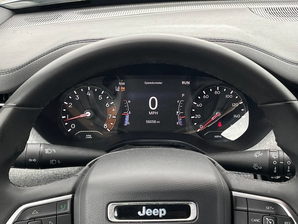 Used 2024 Jeep Compass Latitude AWD/4WD image 15