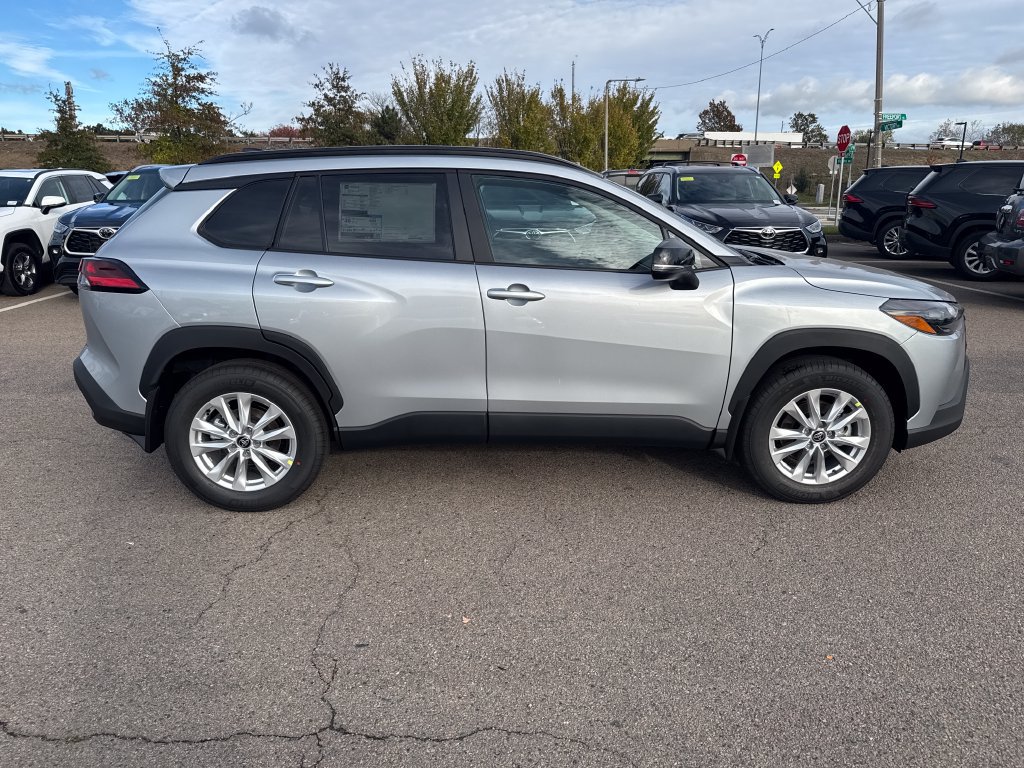New 2026 Toyota Corolla Cross LE w/ Moonroof Package AWD/4WD image 8