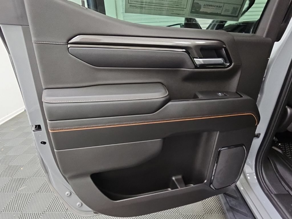 Certified 2025 GMC Sierra 1500 AT4 w/ AT4 Premium Package AWD/4WD image 36