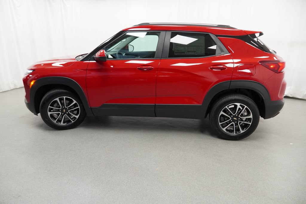 New 2026 Chevrolet TrailBlazer LT w/ LT Cold Weather Package FWD image 38
