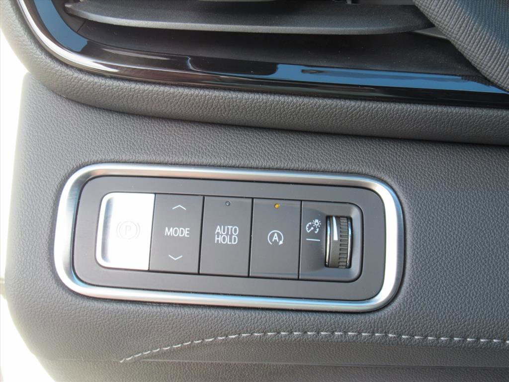 Used 2025 Buick Enclave Sport Touring image 20