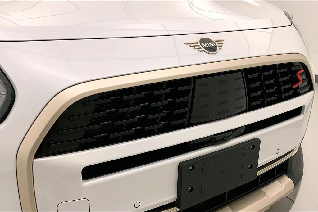 Certified 2025 MINI Cooper Countryman S w/ Comfort Package Max AWD/4WD image 28