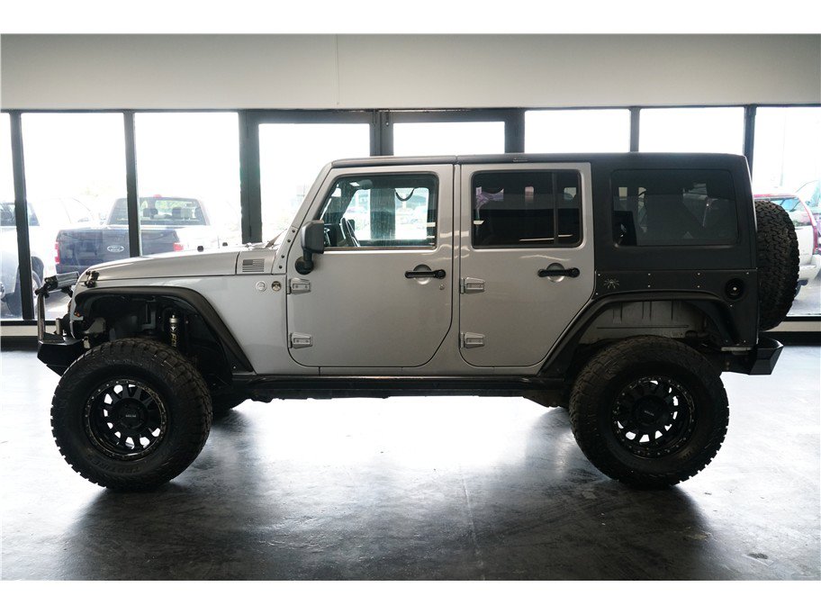 Used 2013 Jeep Wrangler Unlimited Sport AWD/4WD image 4