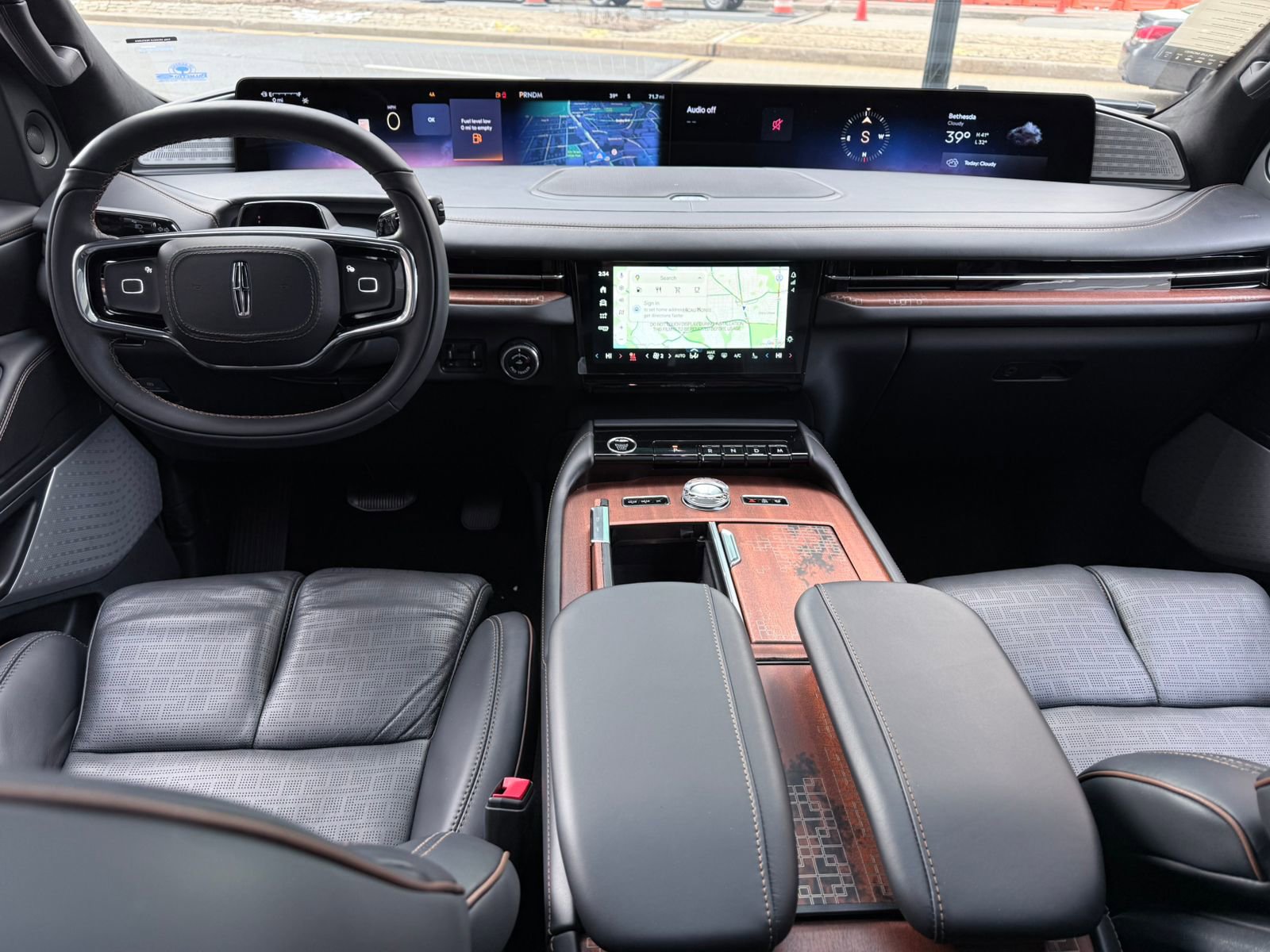 New 2025 Lincoln Navigator Black Label image 30
