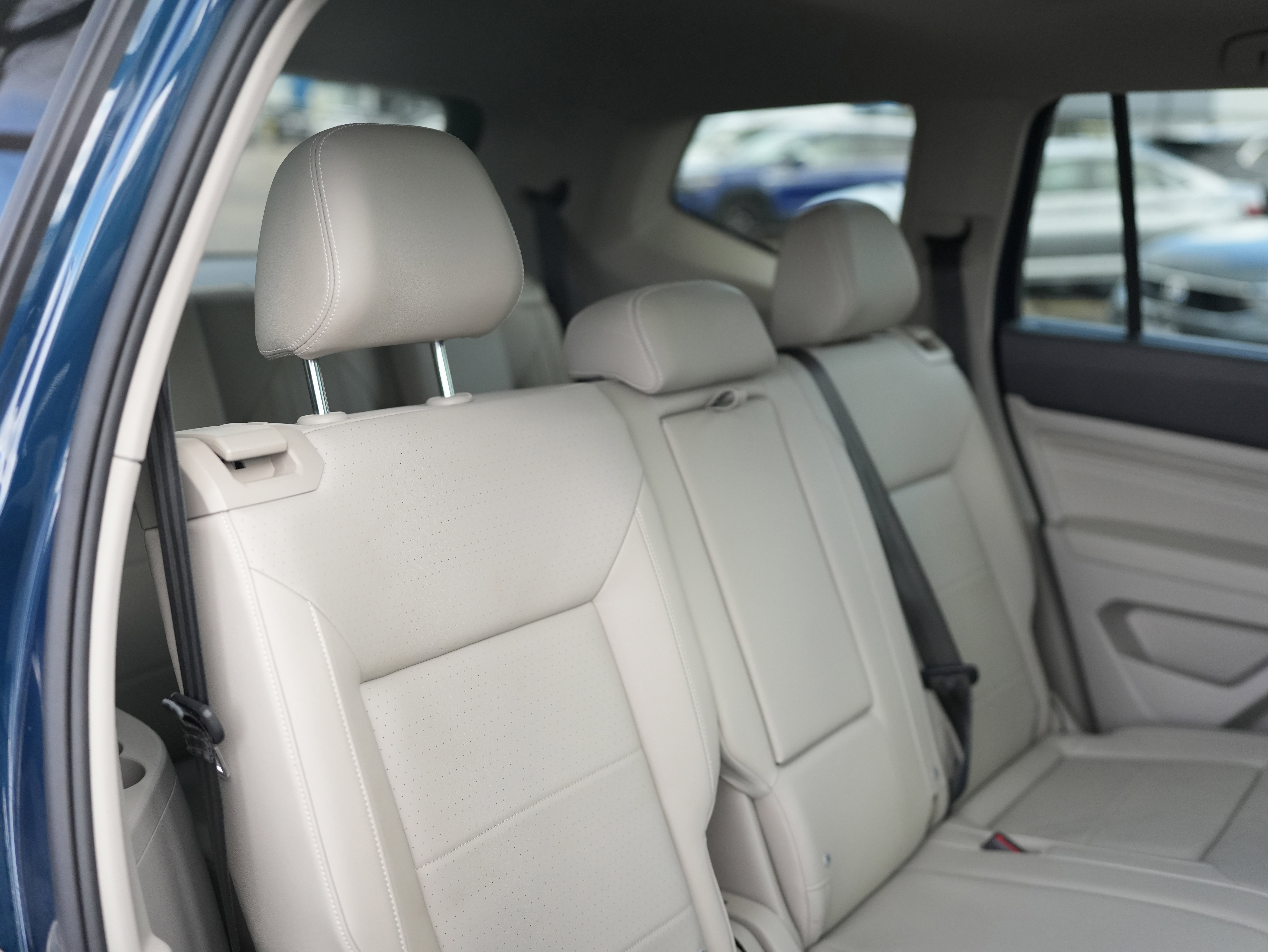 Certified 2023 Volkswagen Atlas SEL R-Line image 25