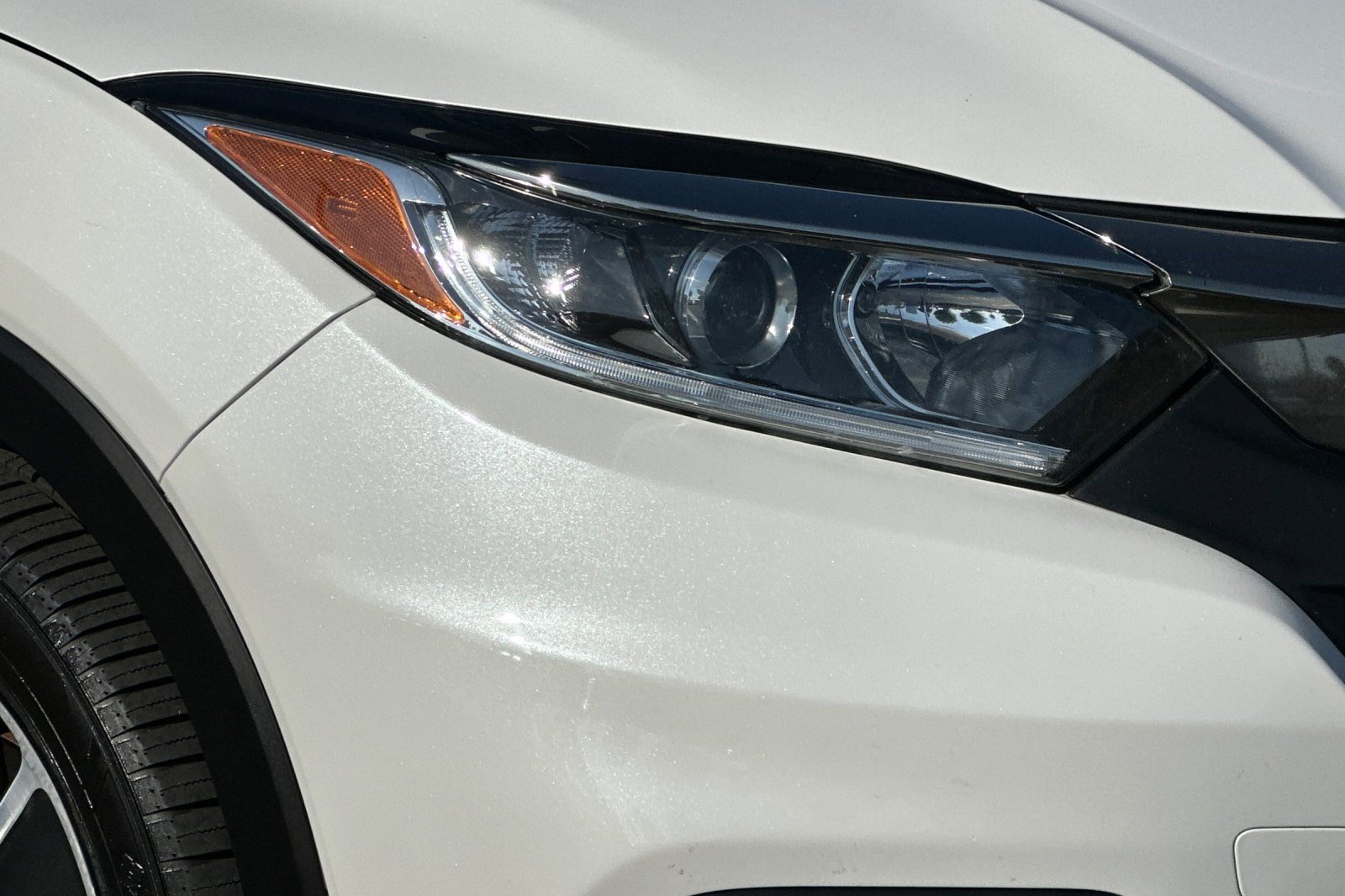 Used 2021 Honda HR-V EX-L image 10