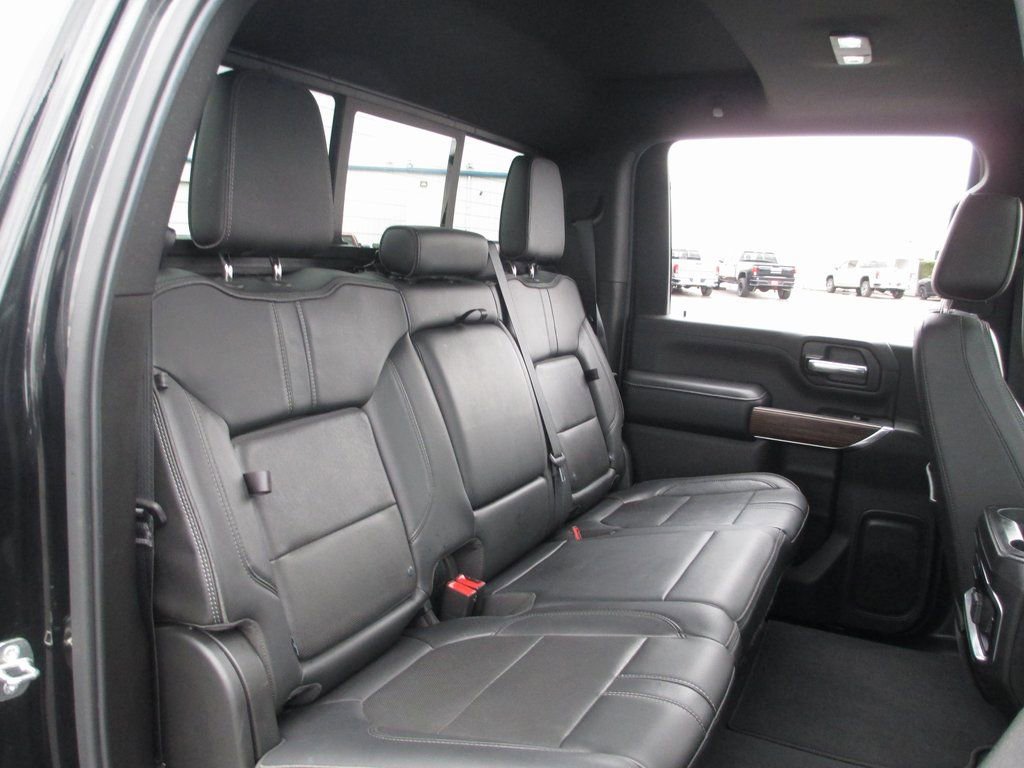 Used 2020 Chevrolet Silverado 2500 High Country w/ Technology Package image 24