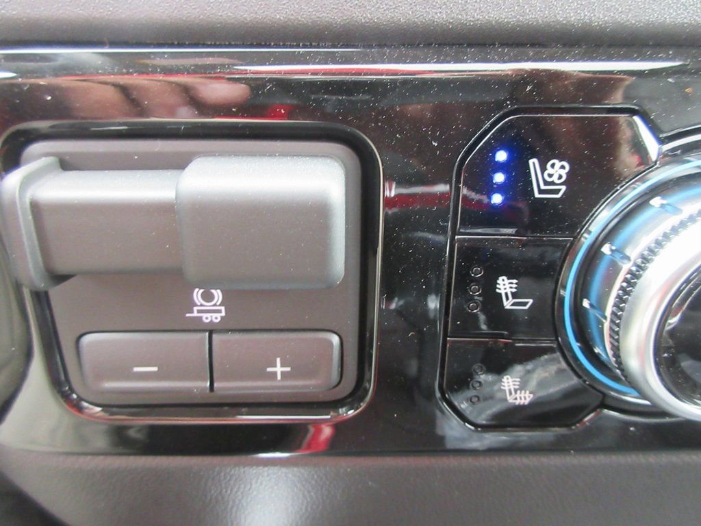 New 2026 GMC Sierra 1500 SLT w/ SLT Premium Plus Package image 18