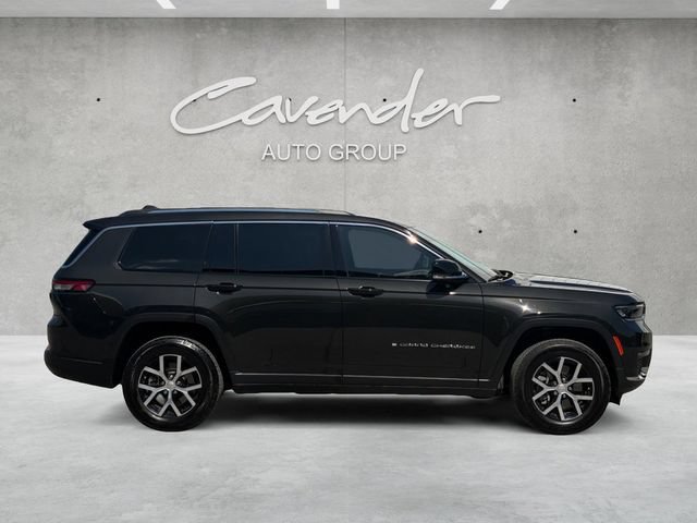 Used 2023 Jeep Grand Cherokee L Limited AWD/4WD image 17
