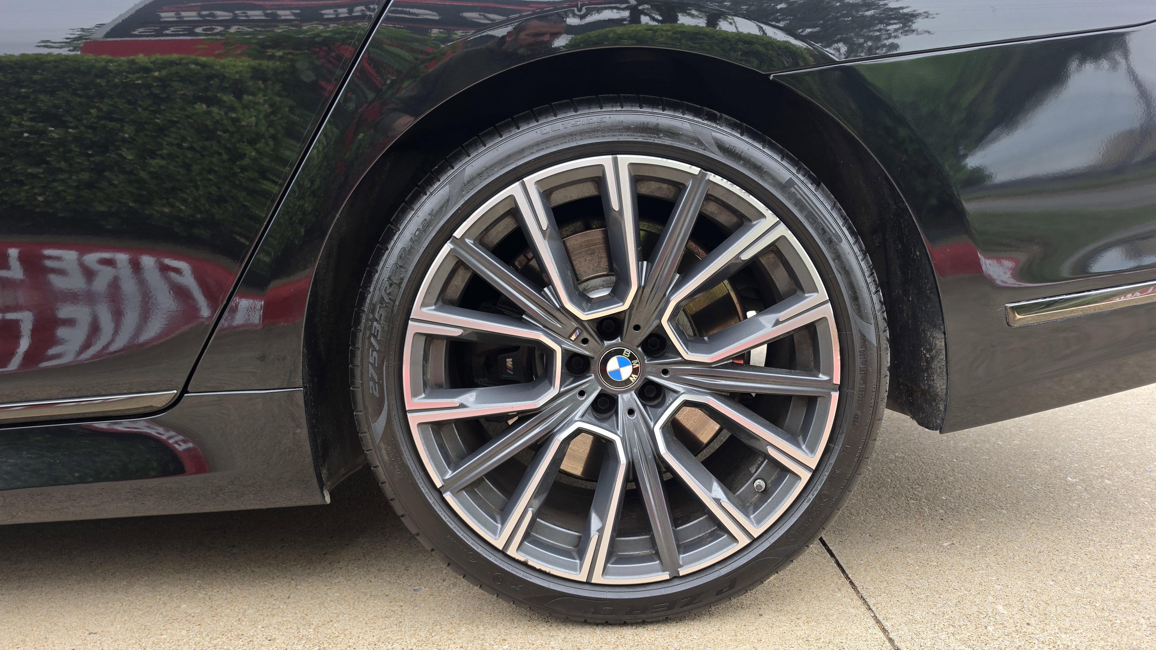 Used 2021 BMW 740i w/ M Sport Package image 16