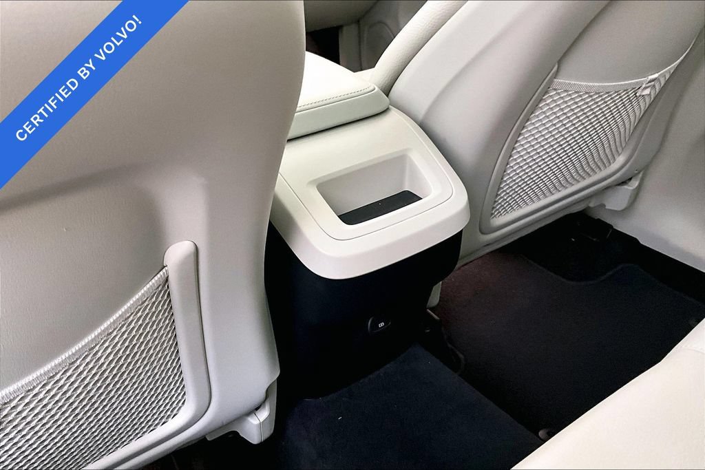 Certified 2023 Volvo XC60 B5 Plus w/ Protection Package Premier FWD image 30