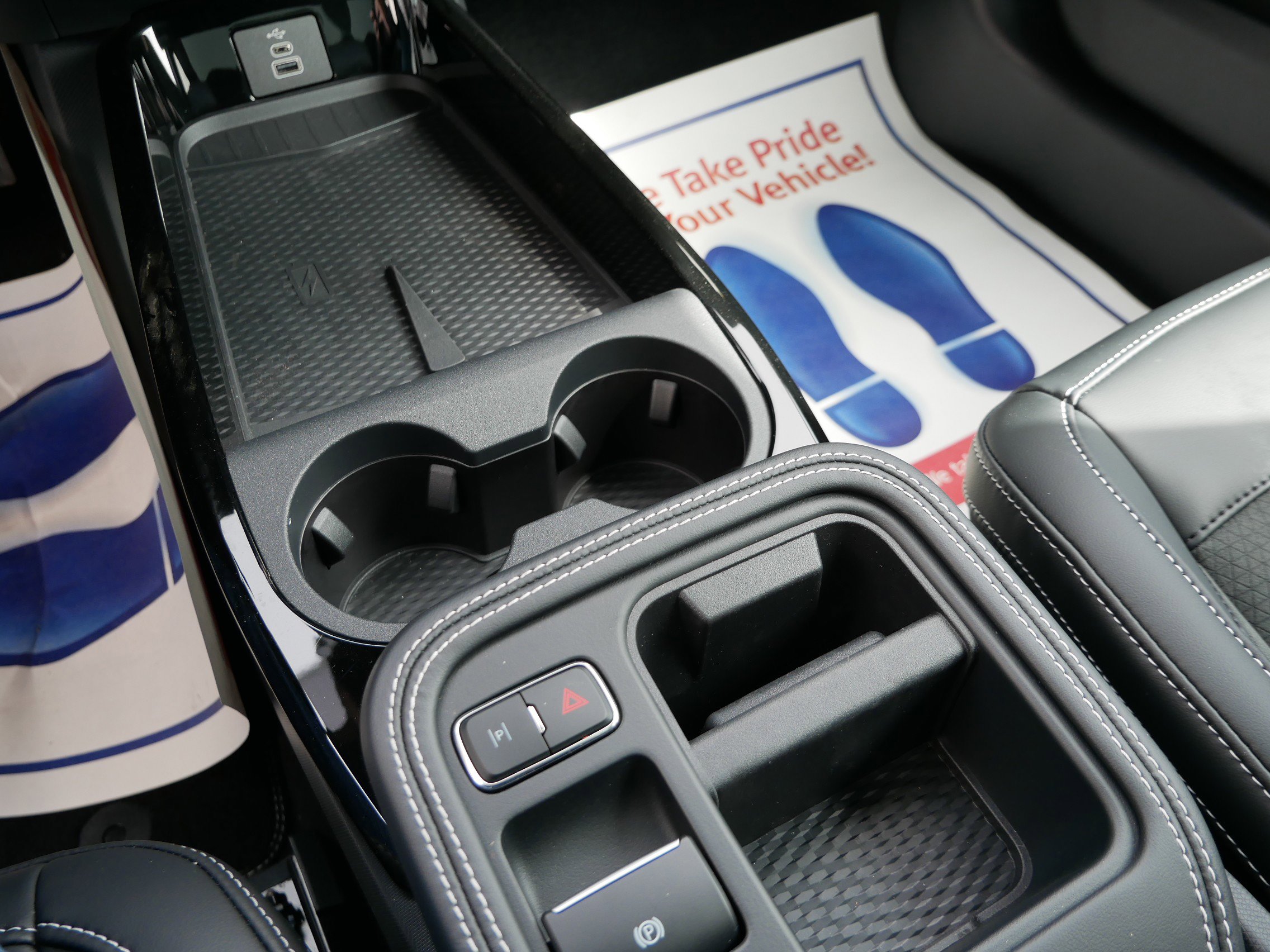 New 2025 Ford Mustang Mach-E GT image 9