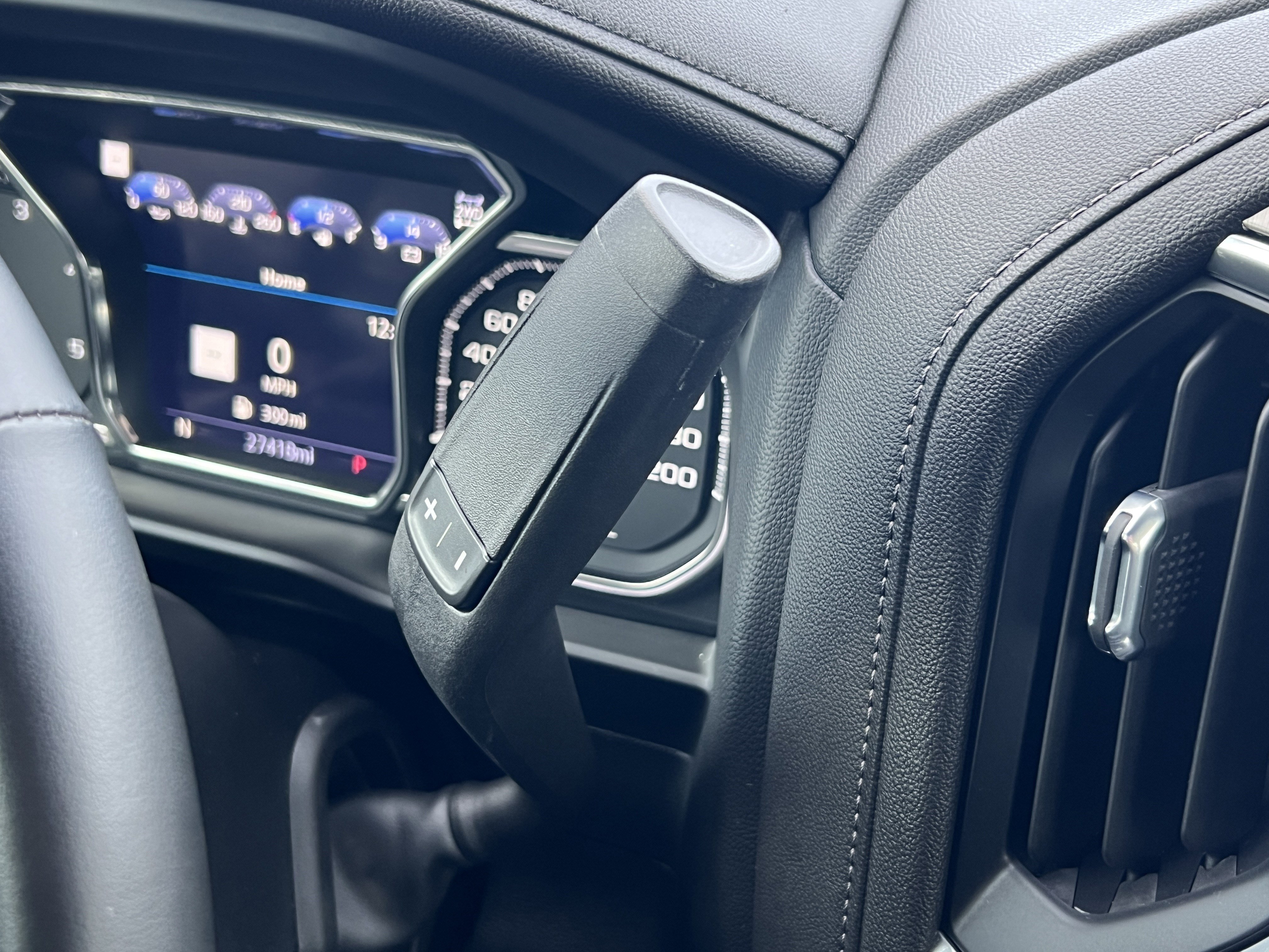 Used 2023 GMC Sierra 3500 Denali w/ Denali Ultimate Package image 31