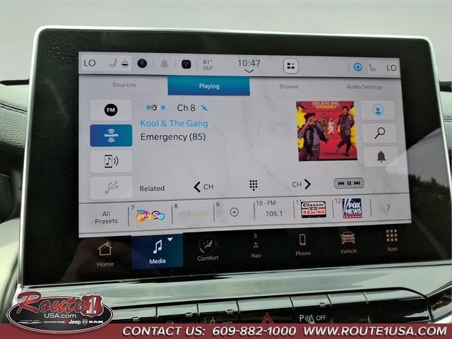 Used 2025 Jeep Compass Limited w/ Elite Group AWD/4WD image 32
