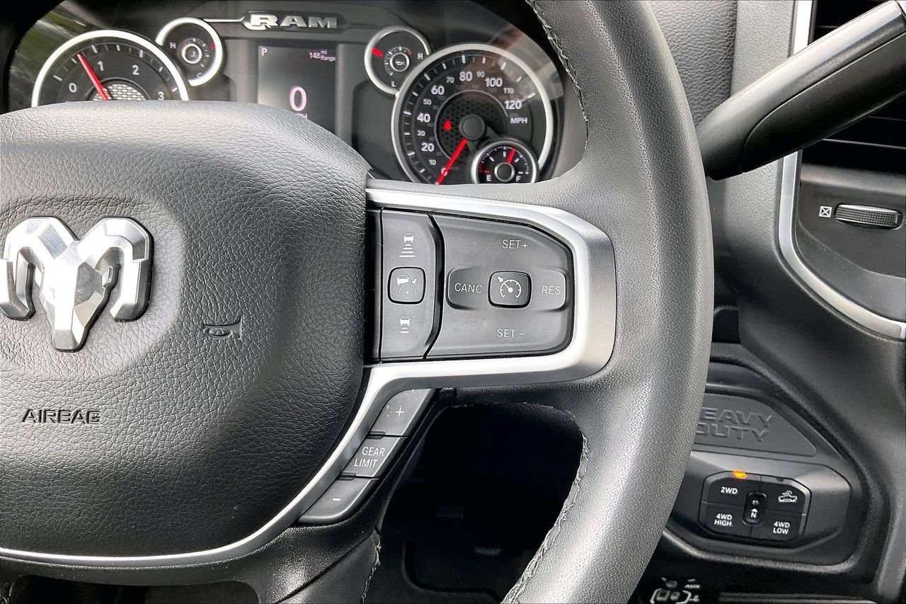 Used 2025 RAM 2500 Big Horn AWD/4WD image 30